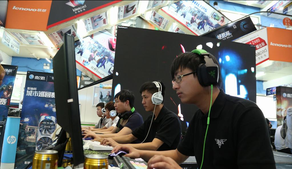 同事约他周 同事约他周